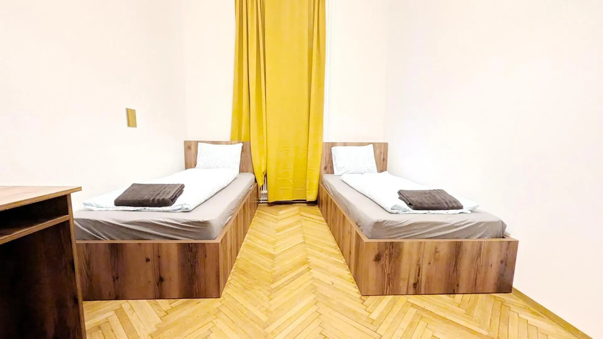 منزل للإقامة Spacious Rooms - 15 Min From Airport & City Center, 5 Min From Vienna Main-Bus Station Ez9